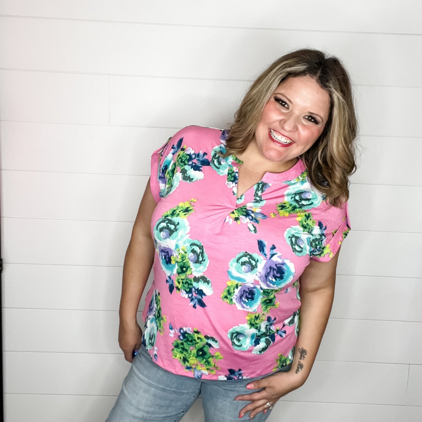 "Toe to Toe" Floral Split Neck Cuffed Short Sleeve