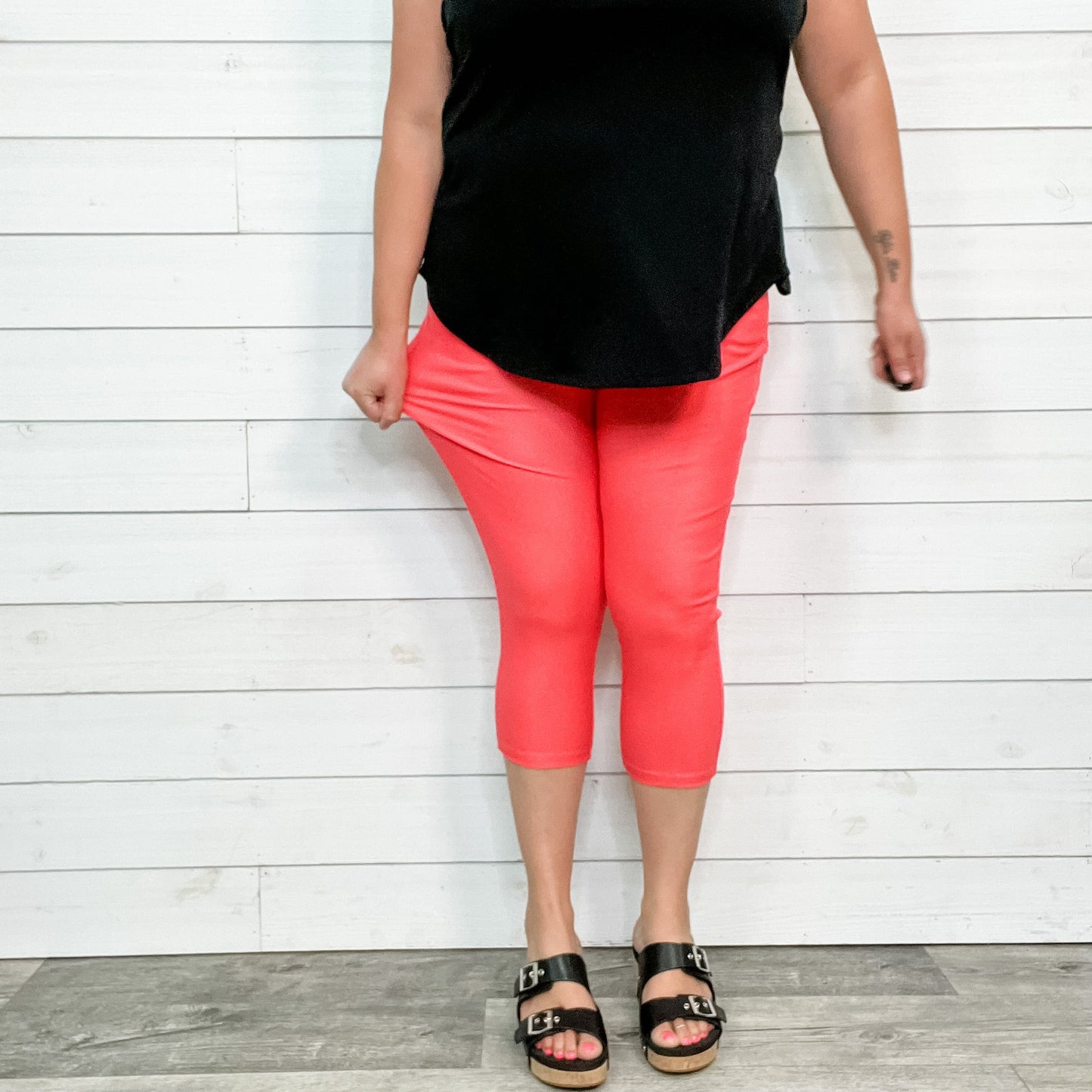 Trouser that Feel Like Jeggings Capris (Coral)