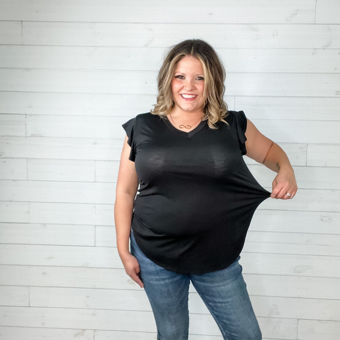 V Neck Ruffle Cap Tee (Black)