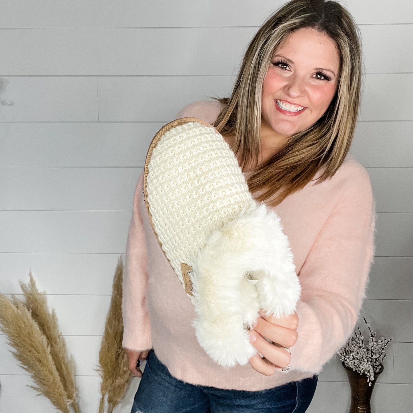 Very G "Sweater" Open Back Fur Lined Slipper Shoe (Cream)