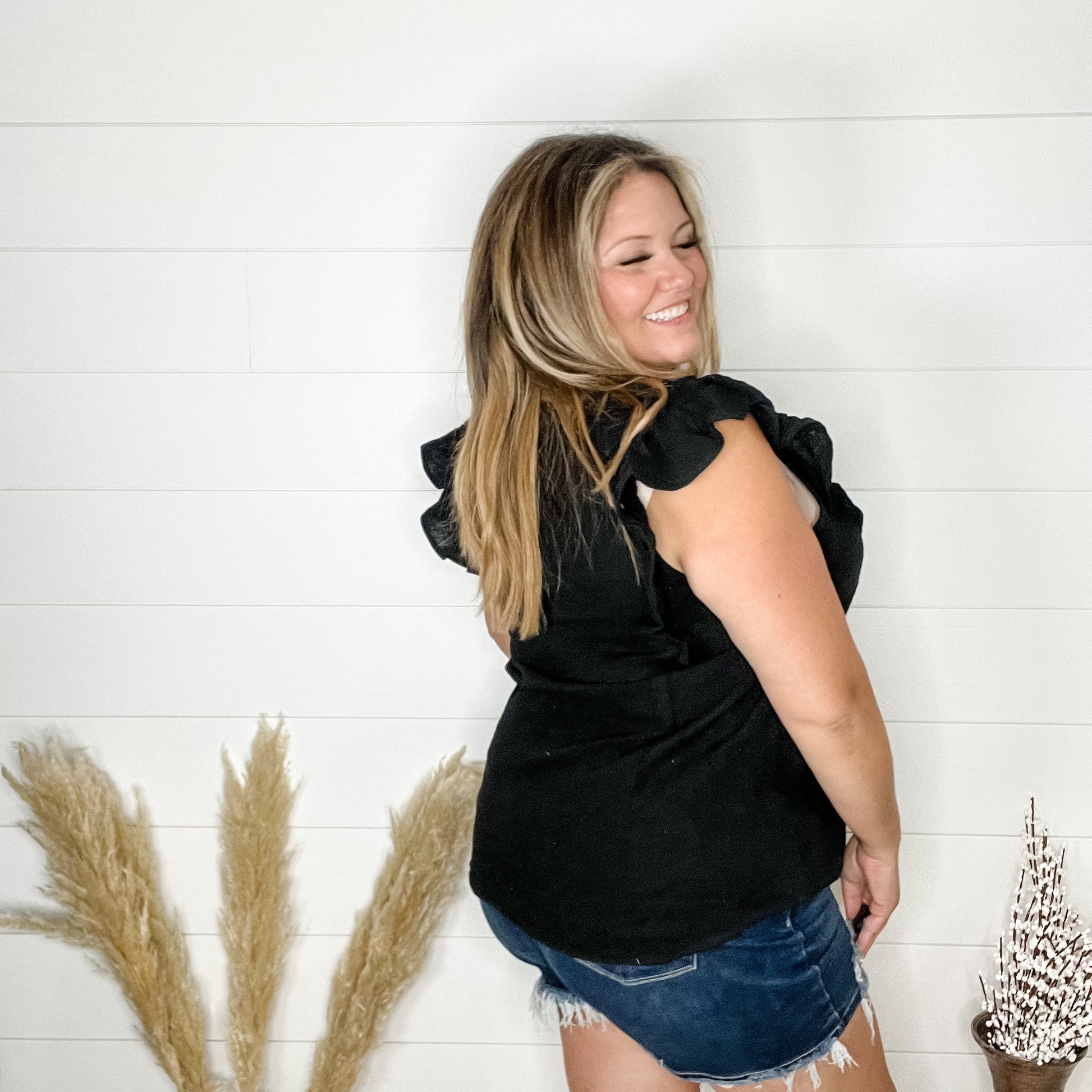 "Wheatland" Ruffle Cap V Neck with Tie Detail (Black)