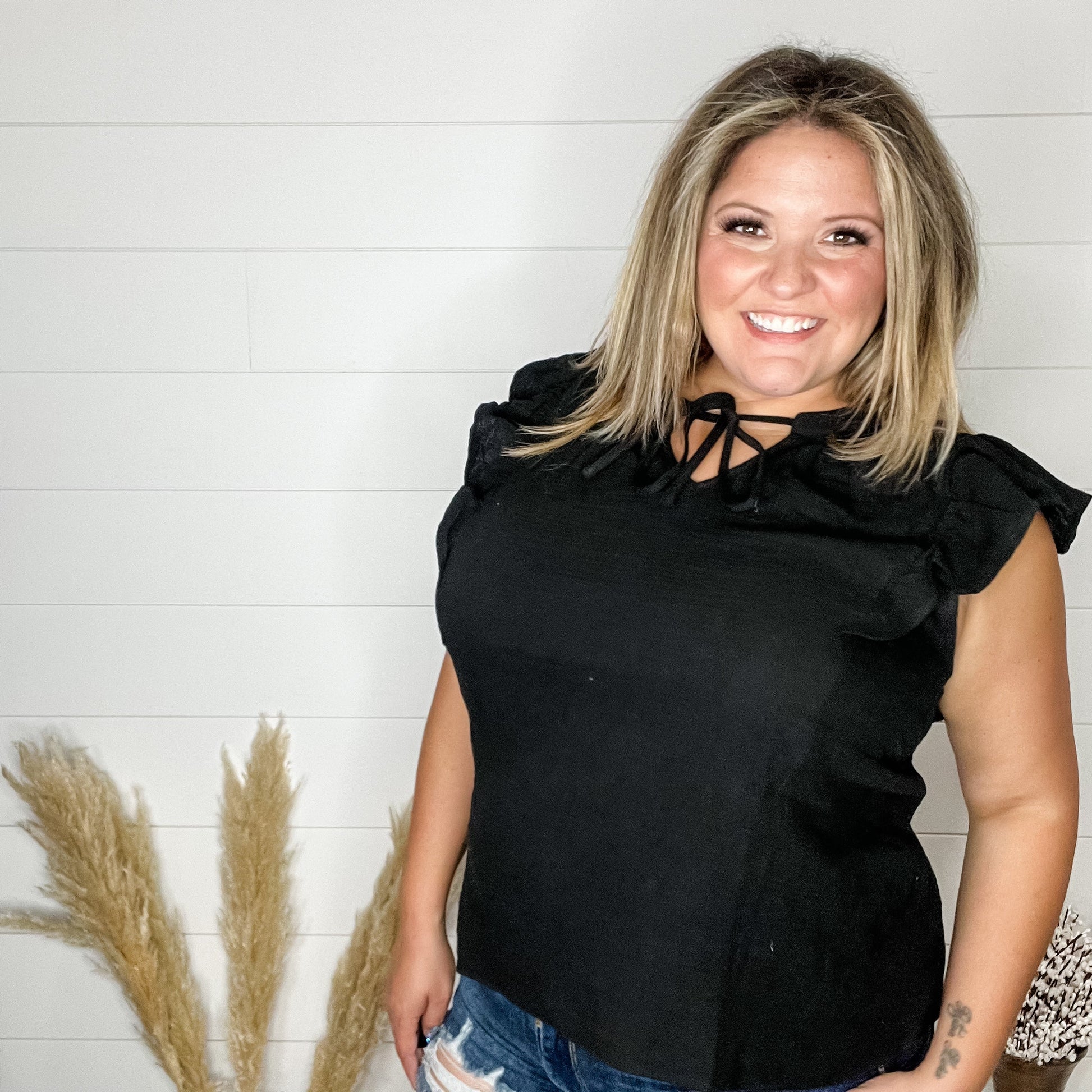 "Wheatland" Ruffle Cap V Neck with Tie Detail (Black)