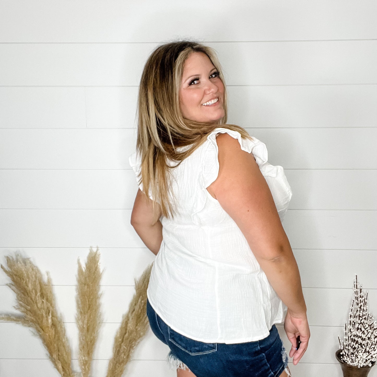 "Wheatland" Ruffle Cap V Neck with Tie Detail (Ivory)