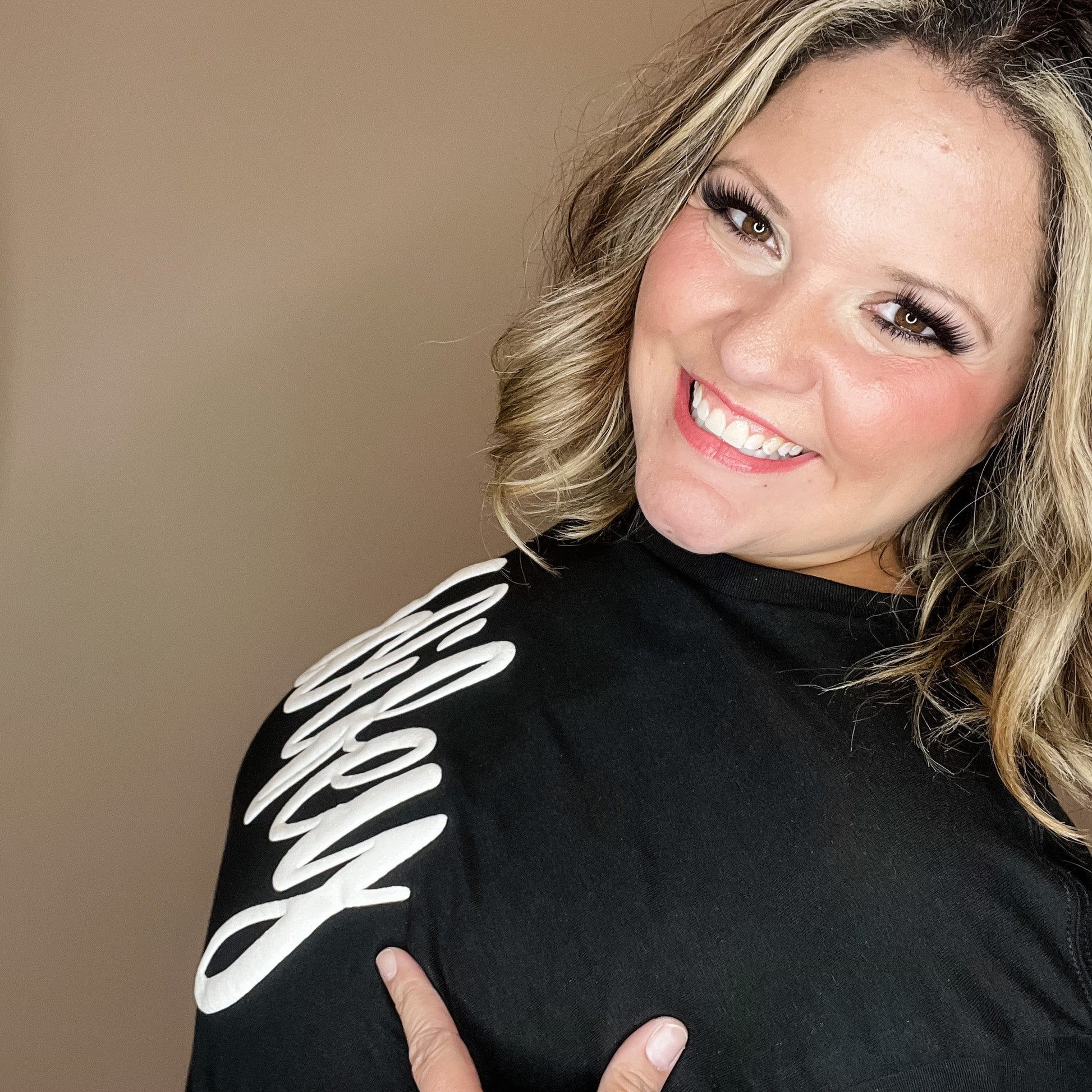 "Wifey" White Glitter Puff Graphic Tee
