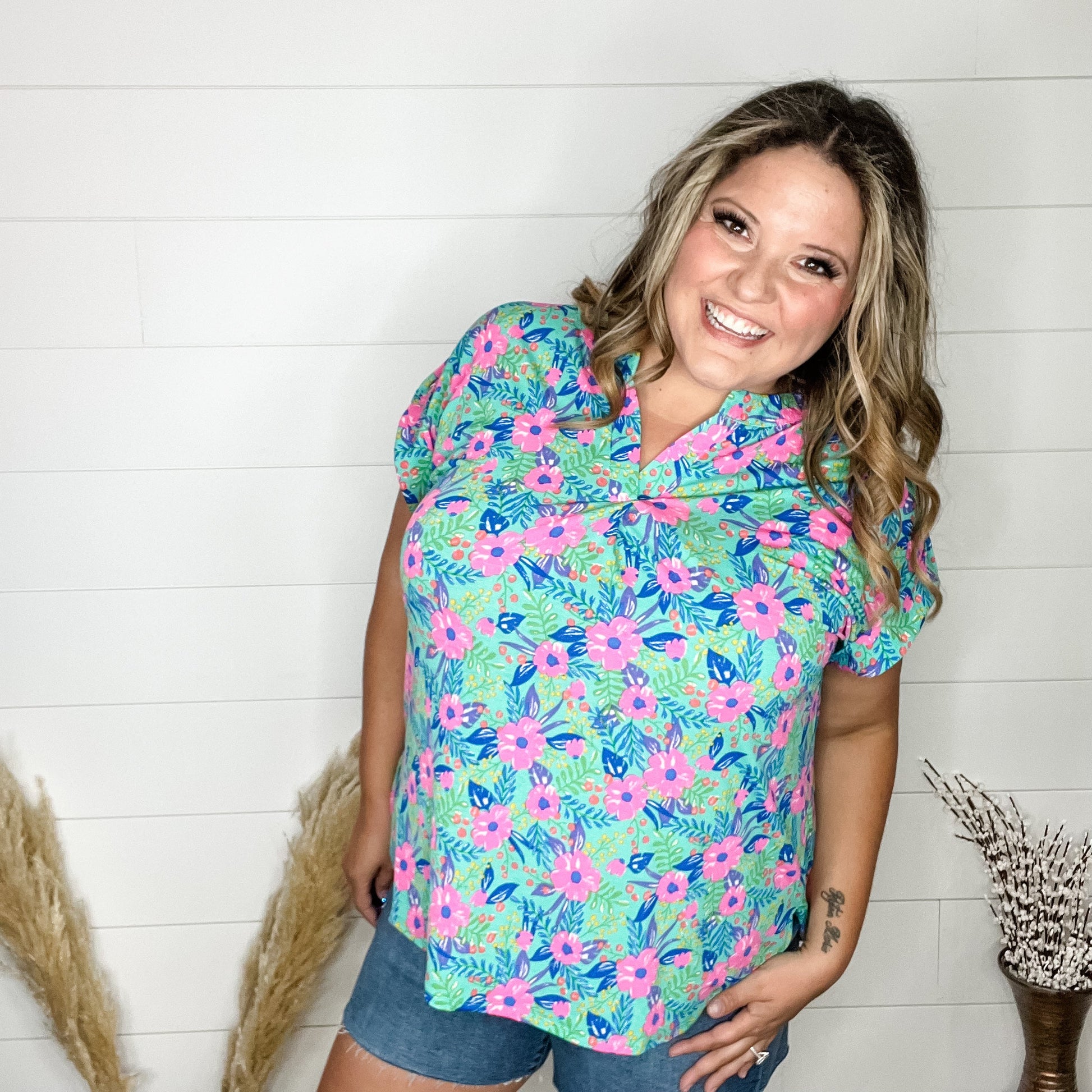 "Yams" Split Neck Cuffed Short Sleeve