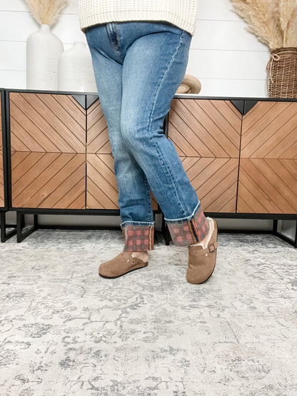 Judy Blue "Find The Buffalo" Cuff Straight Leg Jeans