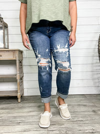 Judy Blue "Welcome to the Party" Boyfriend Jeans