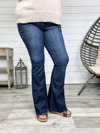 Judy Blue "Montana Take Me Away" Stretch Flares