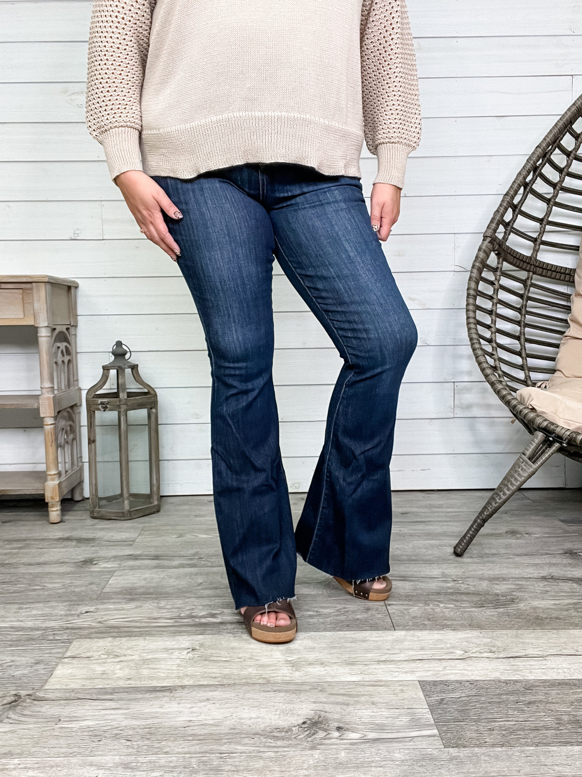 Judy Blue "Montana Take Me Away" Stretch Flares