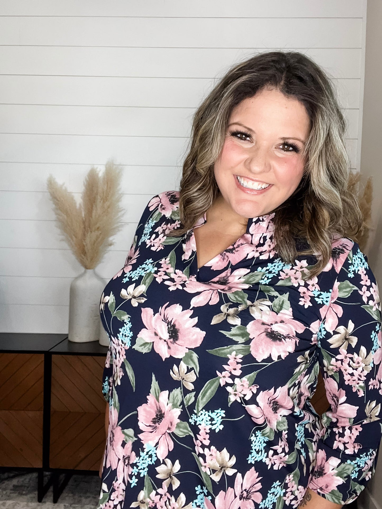 "It's Me Again" Floral Print Lizzy 3/4 Sleeve Split Neck