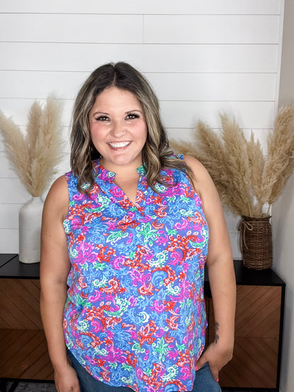 "Aberdeen" Sleeveless Split Neck