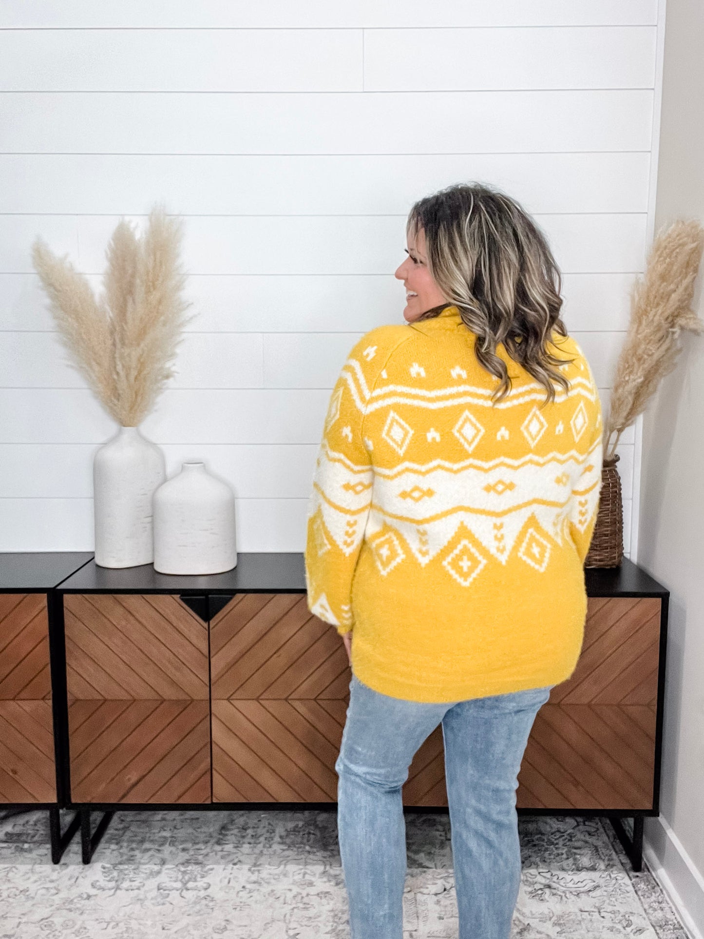 "Honey" Long Sleeve Sweater