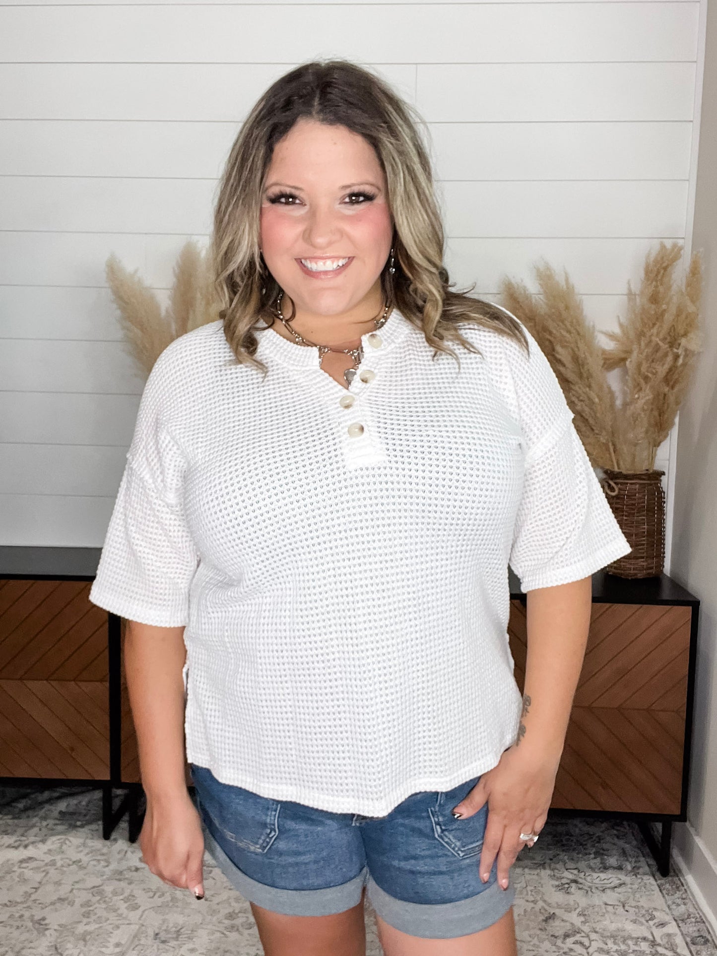 "Honey Bee" Short Sleeve Faux Button Detail Waffle Texture Tops (Ivory)