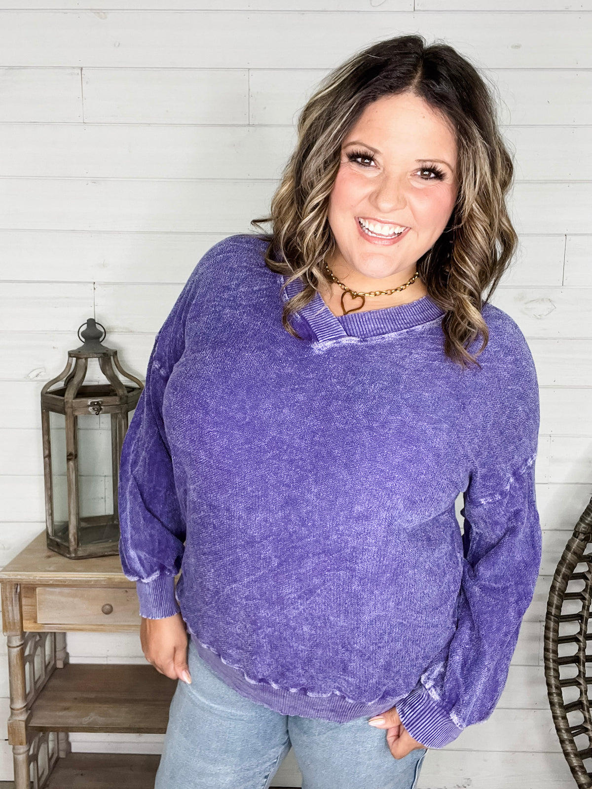 "Washout" Long Sleeve Mineral Wash V Neck Weekender