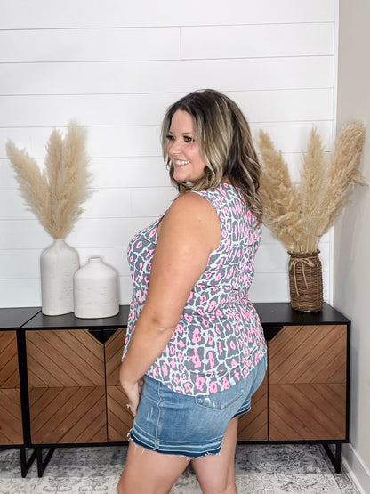 "Ramsey" Sleeveless Lizzy