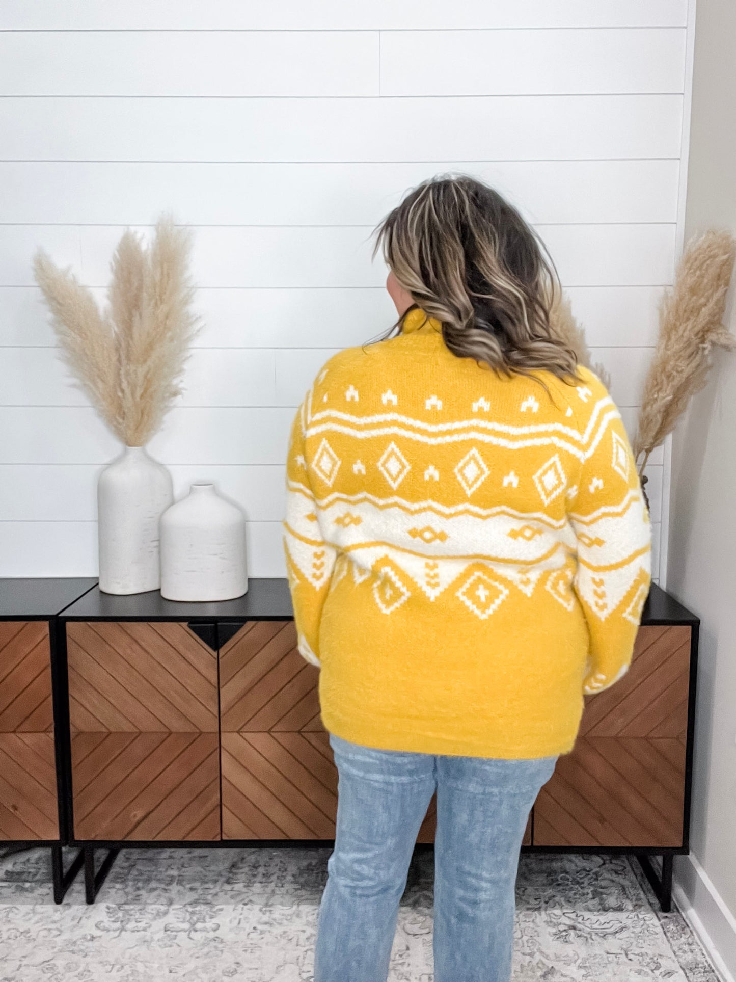"Honey" Long Sleeve Sweater