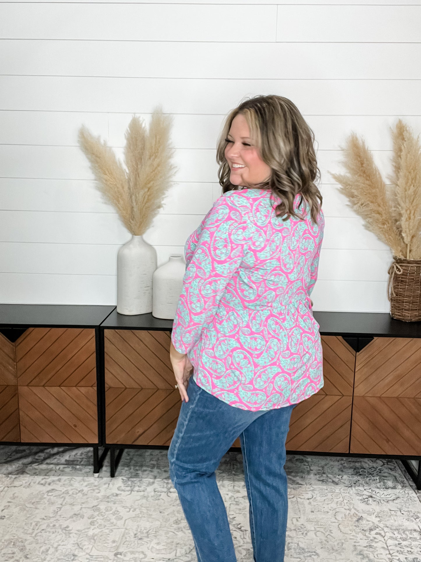 "Pompano" 3/4 Sleeve Babydoll Split Neck