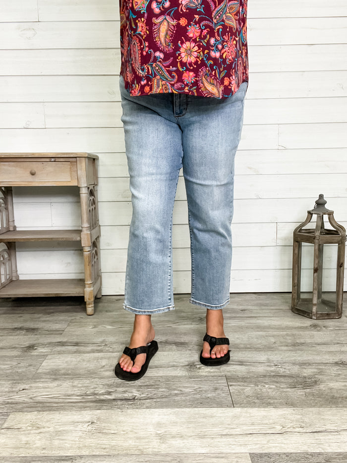 Judy Blue "Lovely" Ankle Straight Leg Jeans