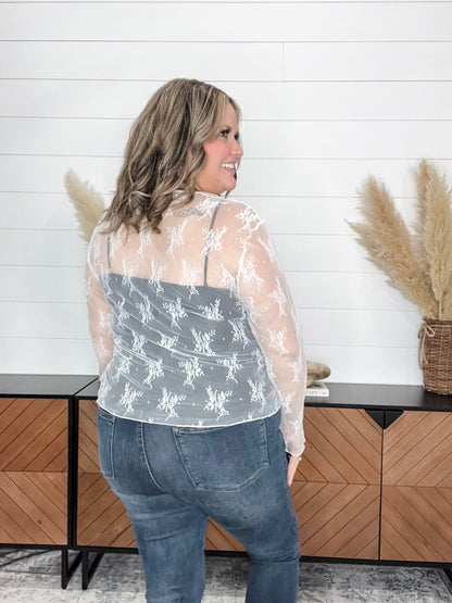 "Quarter" Long Sleeve Lace Top (White)