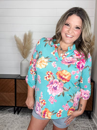 Dear Scarlett "Entanglement" Floral Lizzy 3/4 Sleeve Split Neck Tops