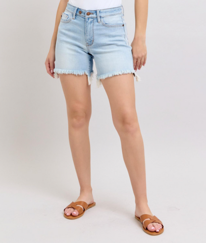Judy Blue "Blame It On My Roots" Double Button Mid Thigh Dad Jean
