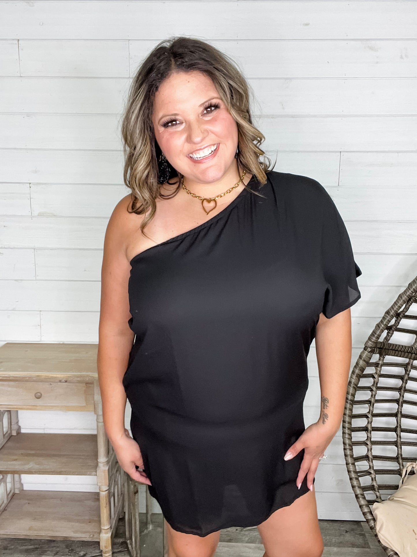 "Runway" One Shoulder Dress with Pockets (Black)