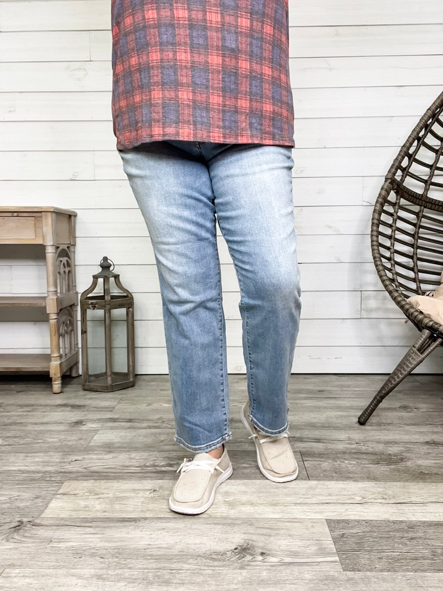 Judy Blue "Frosty No More" Thermal Straight Leg Jeans