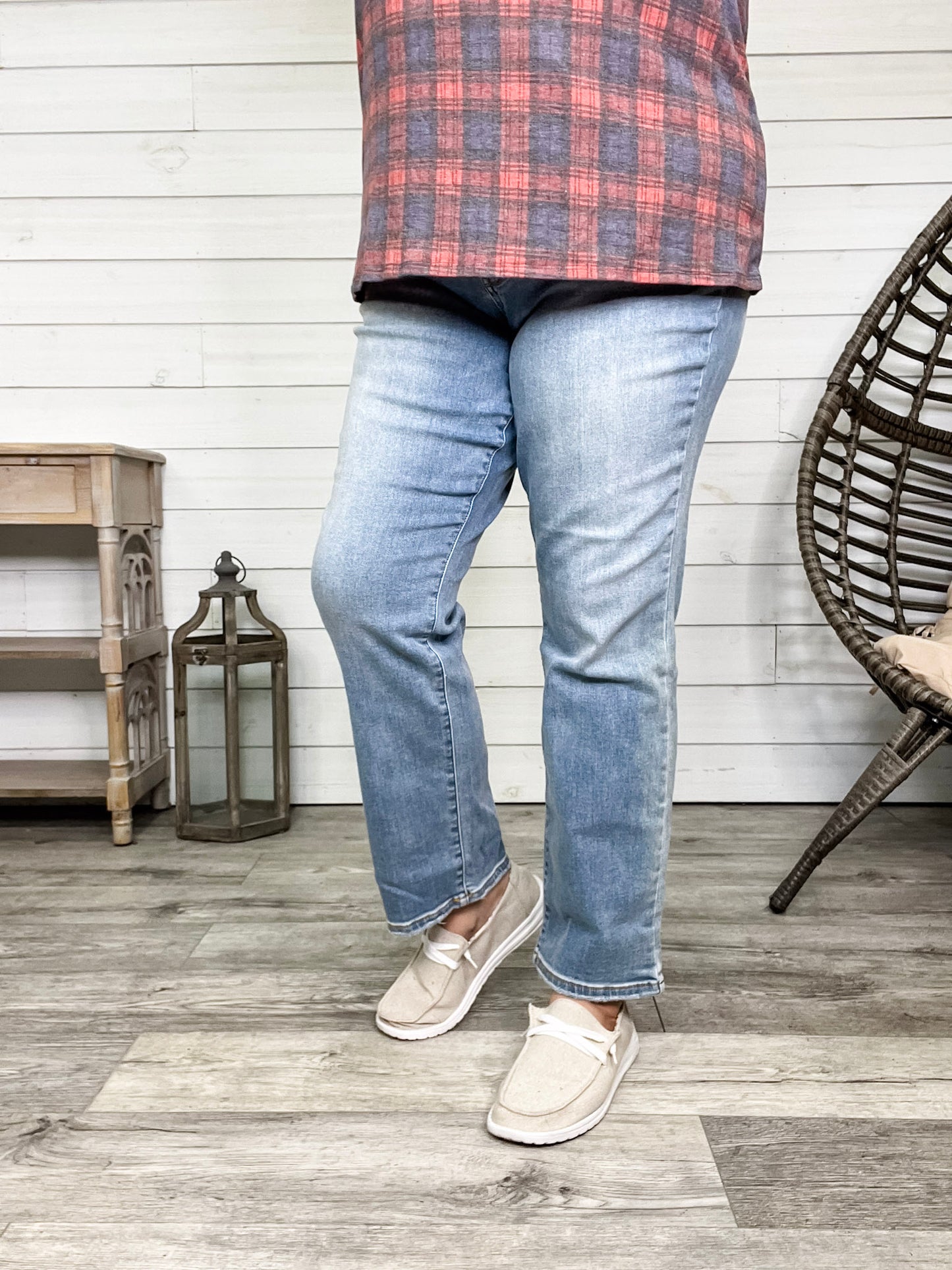 Judy Blue "Frosty No More" Thermal Straight Leg Jeans