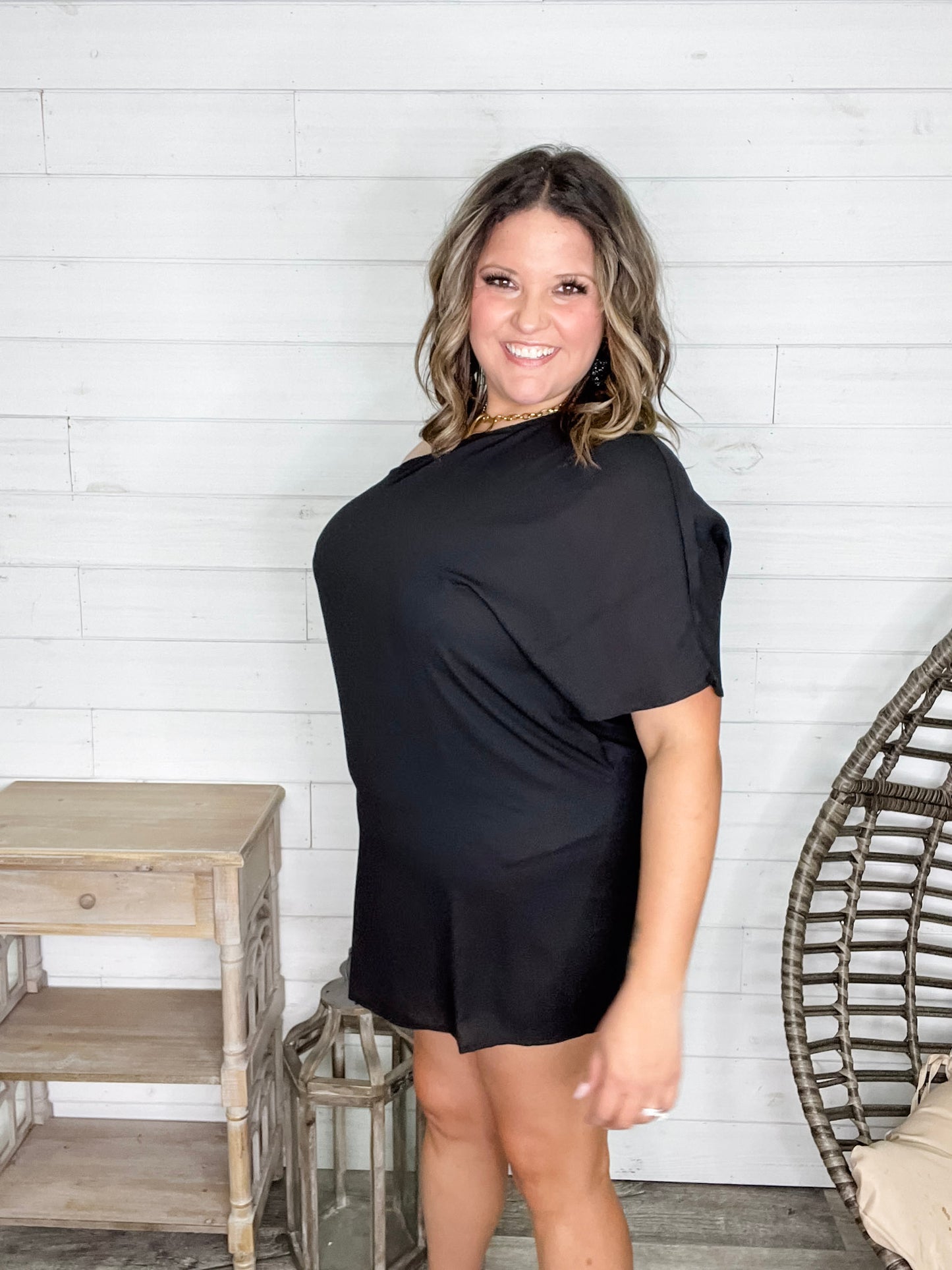 "Runway" One Shoulder Dress with Pockets (Black)