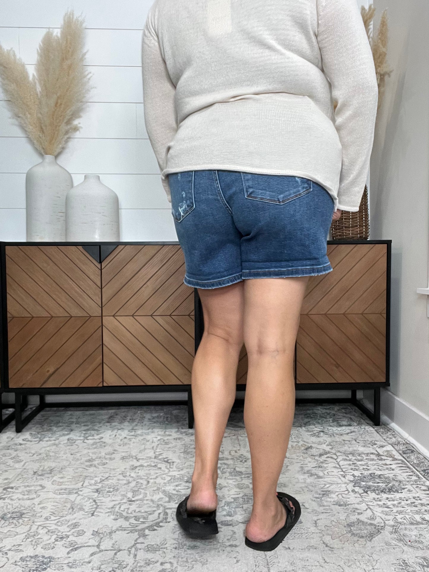 Judy Blue "She's Here" Shorts