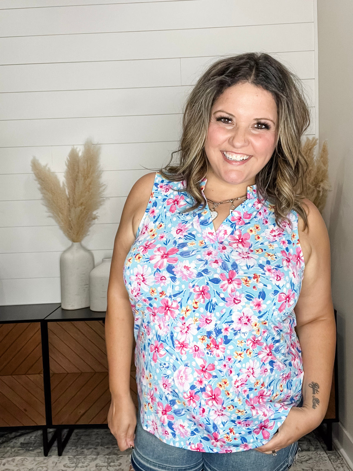 Dear Scarlett "Skyline" Sleeveless Lizzy