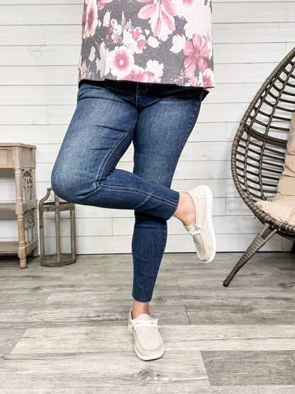Judy Blue "Smashing Success" Skinny Jeans
