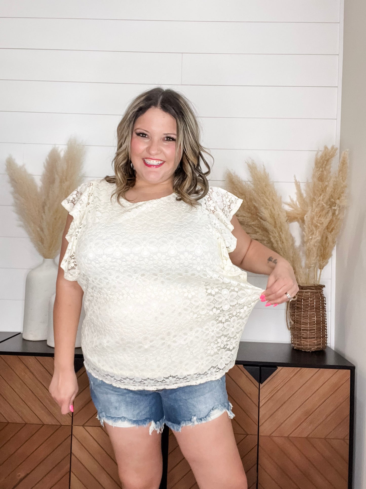 "Lately" Lace Ruffle Cap Tank