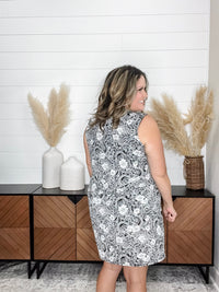 Dear Scarlett "Roseville" Sleeveless Split Neck Dress with Pockets