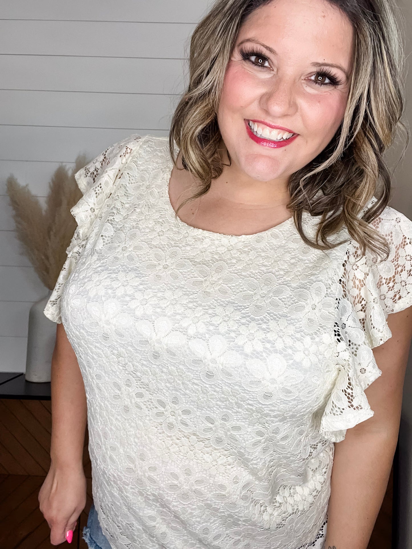 "Lately" Lace Ruffle Cap Tank