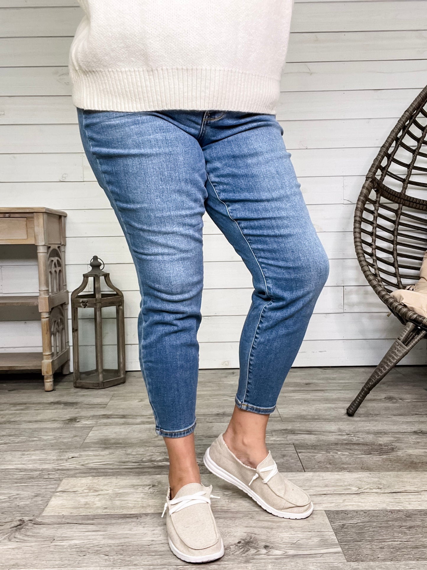 Judy Blue “South for Winter” Thermal Skinny