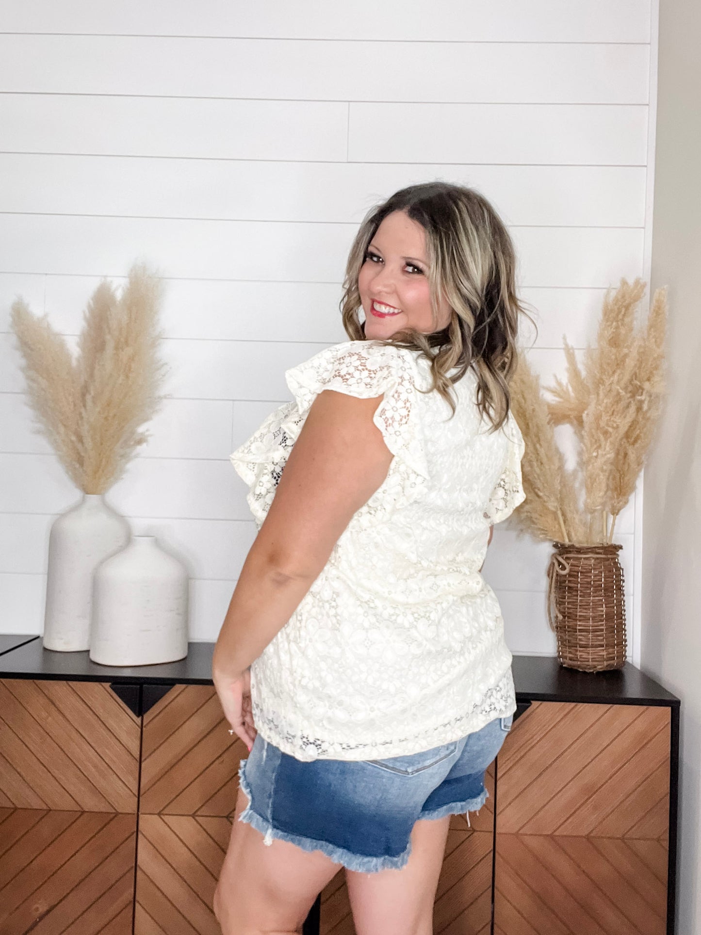 "Lately" Lace Ruffle Cap Tank