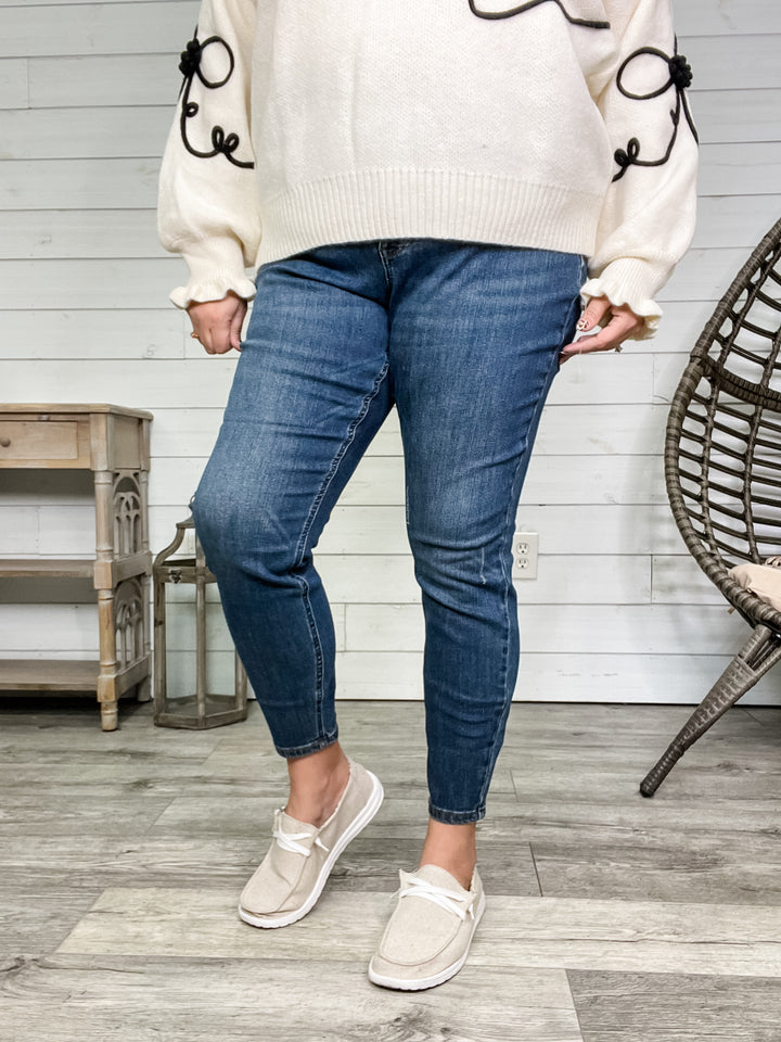 Judy Blue "Put A Ring On It" Tummy Control Skinny Jeans