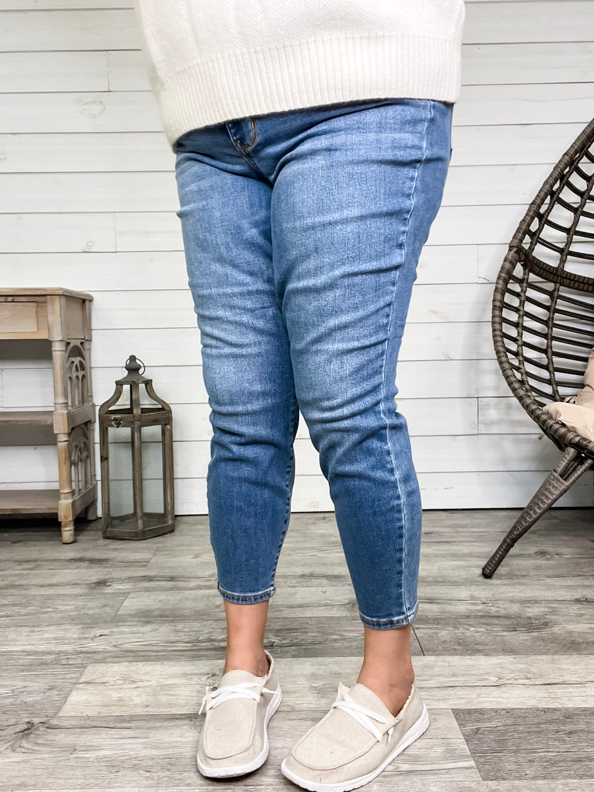 Judy Blue “South for Winter” Thermal Skinny