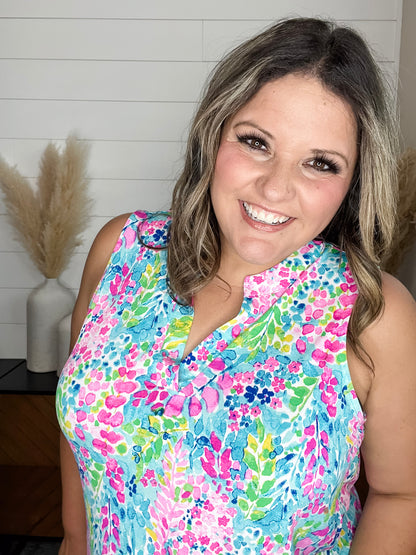 "Bellbrook" Sleeveless Split Neck