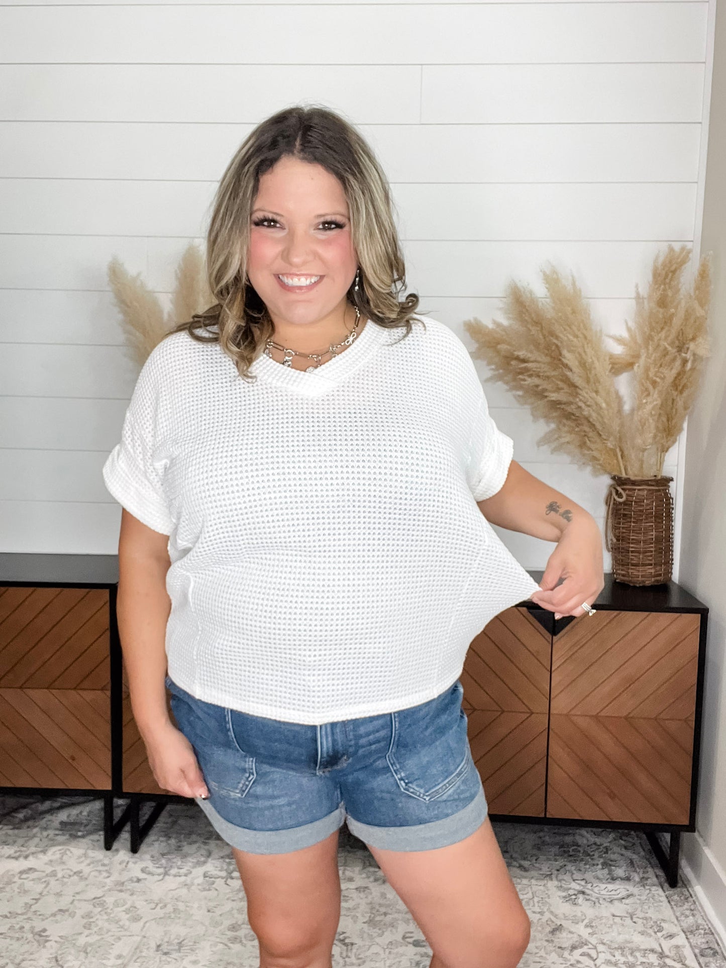 "Honeycomb" Cuffed Short Sleeve Waffle Texture Top (Ivory)
