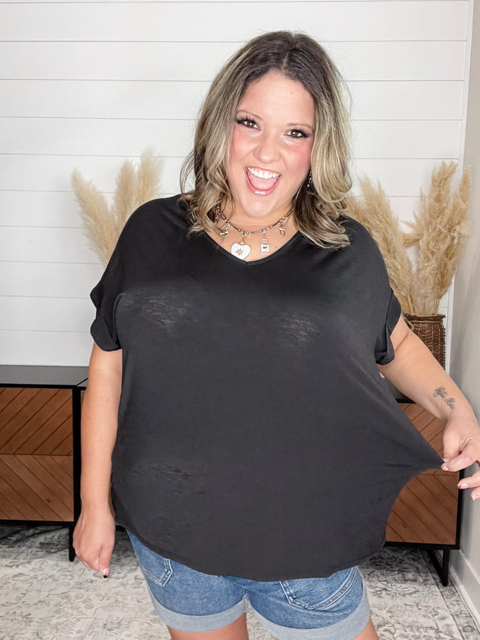 Dear Scarlett "Boise" U Neck Cuffed Short Sleeve (Black)