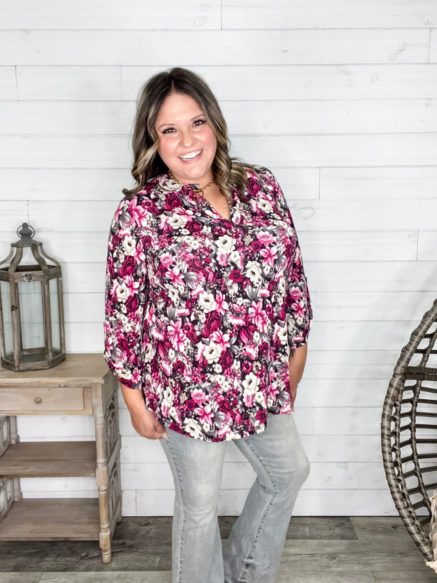 "Reynolds" Floral Lizzy 3/4 Sleeve Split Neck