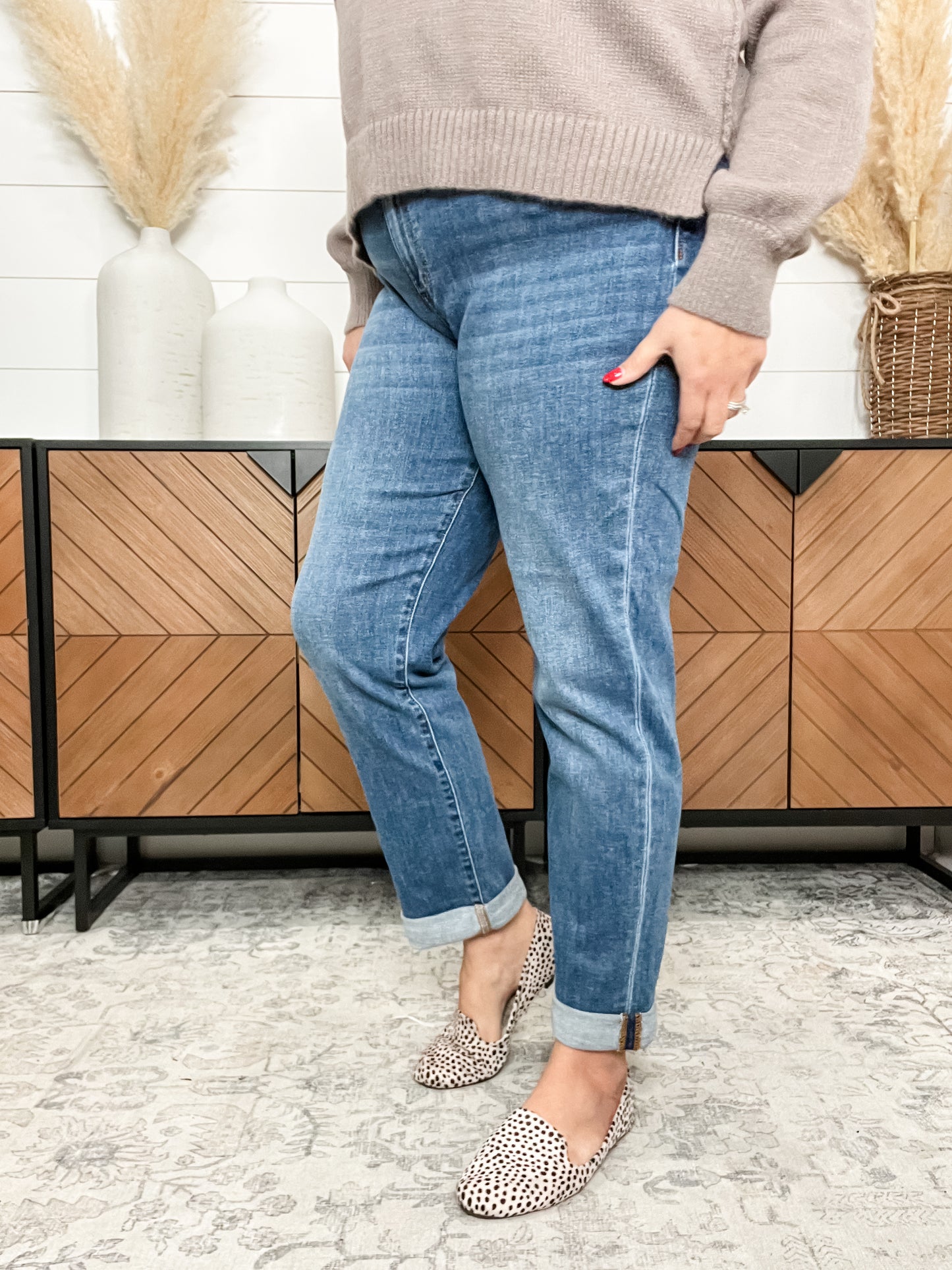 Judy Blue "Shiloh" Cuffed Boyfriend Jeans