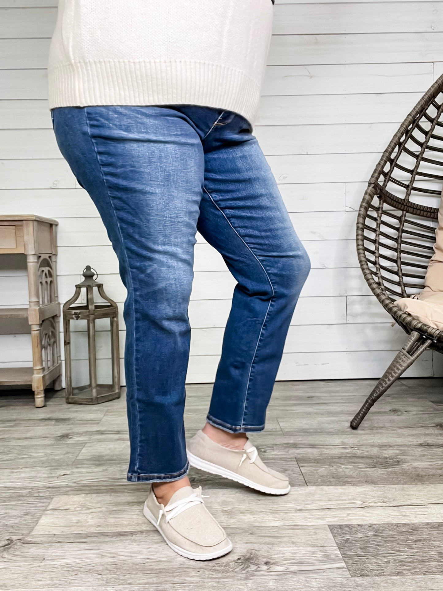 Judy Blue "Carrot Nose" Thermal Straight Leg Jeans