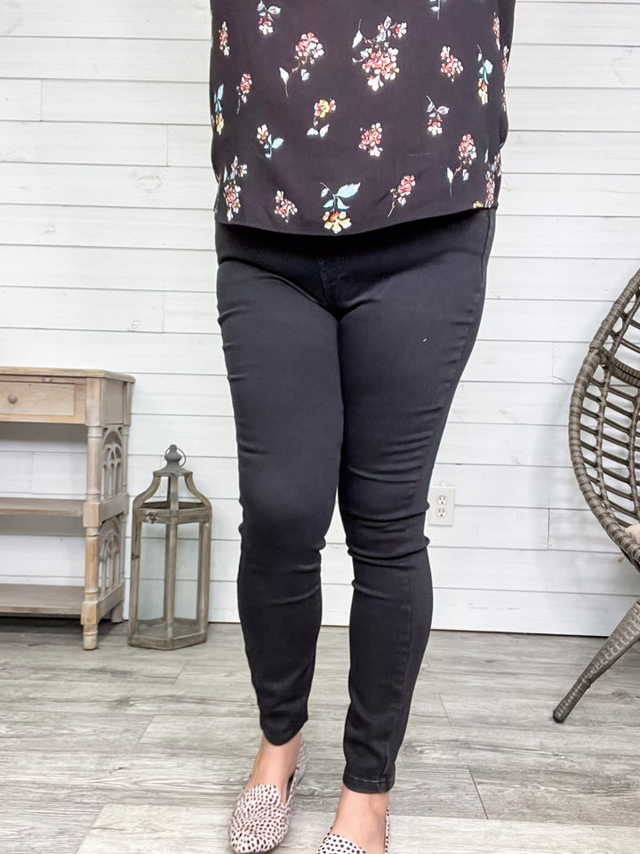 Judy Blue "Freaky Friday" Black Pull On Jeggings