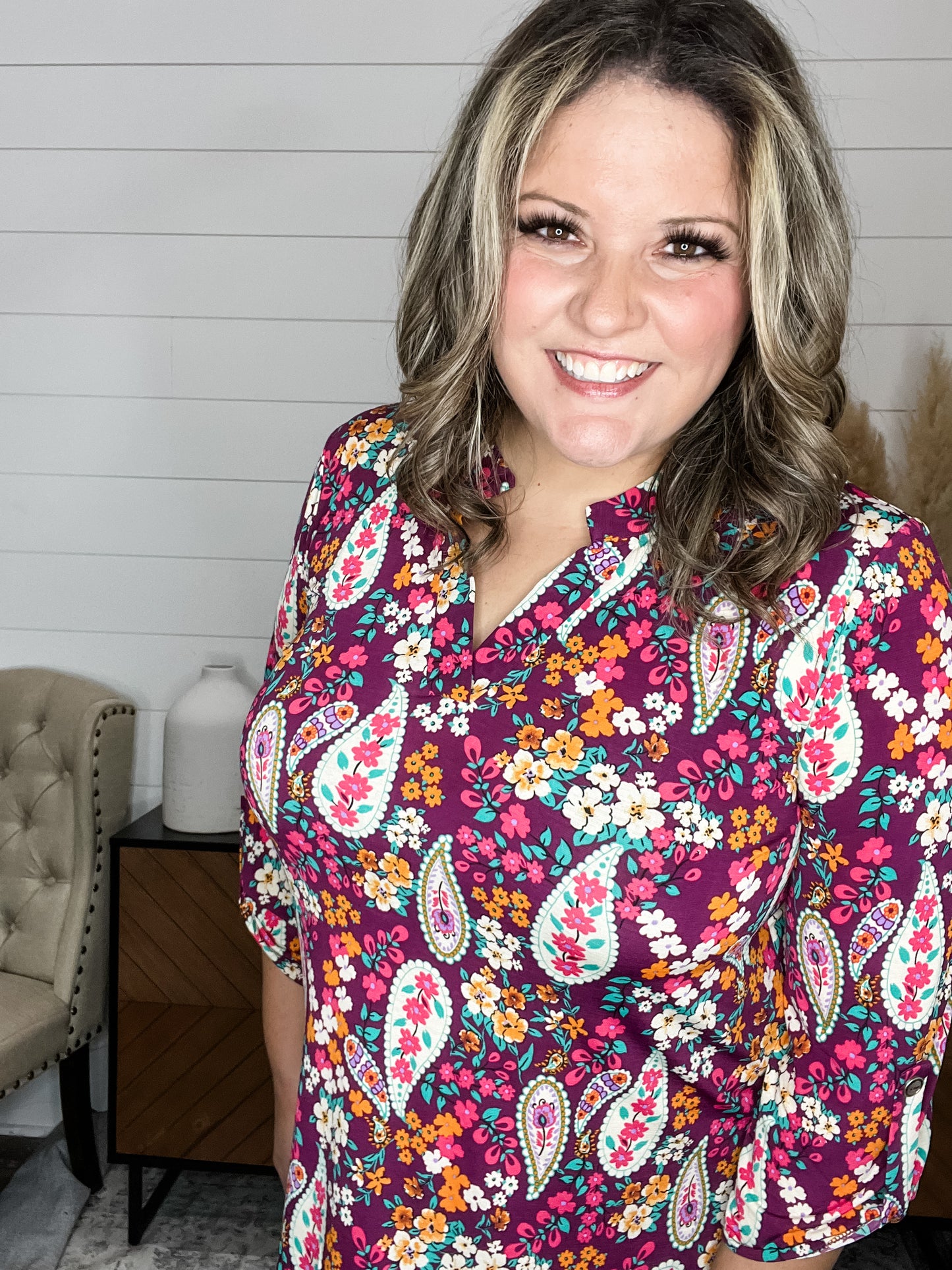 "Marian" 3/4 Sleeve Split Neck