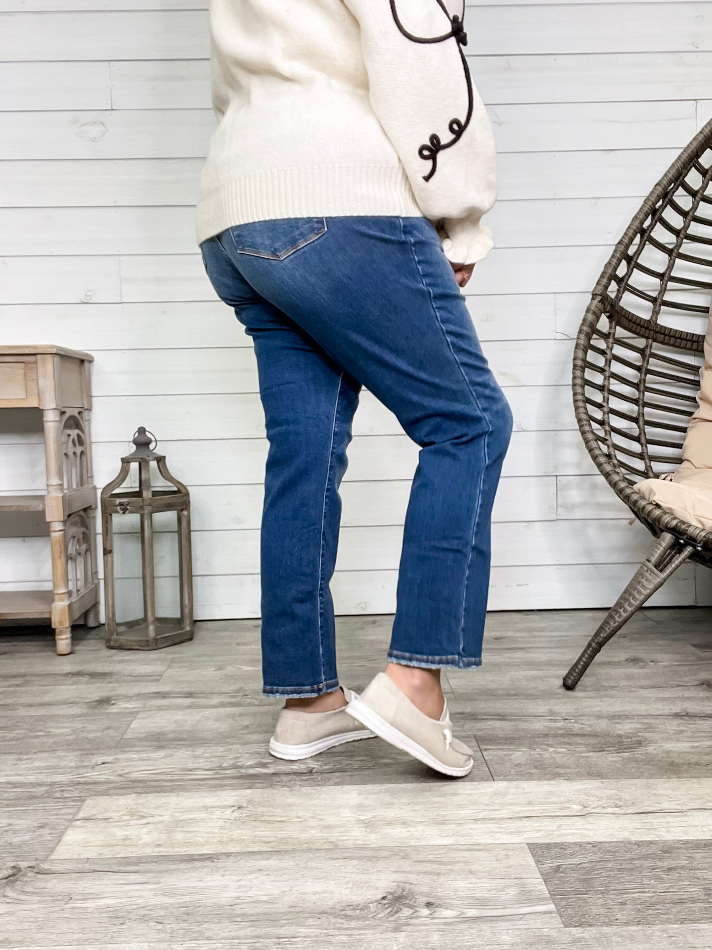 Judy Blue "Carrot Nose" Thermal Straight Leg Jeans