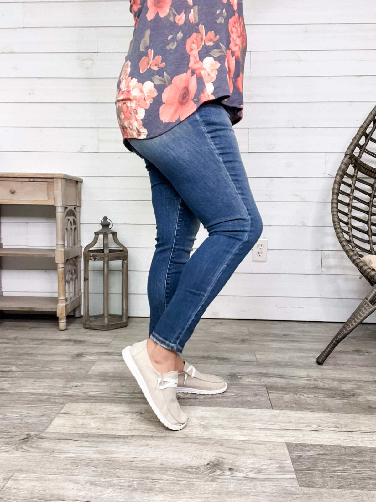 Judy Blue "Down Home" Buttonfly Skinny Jeans