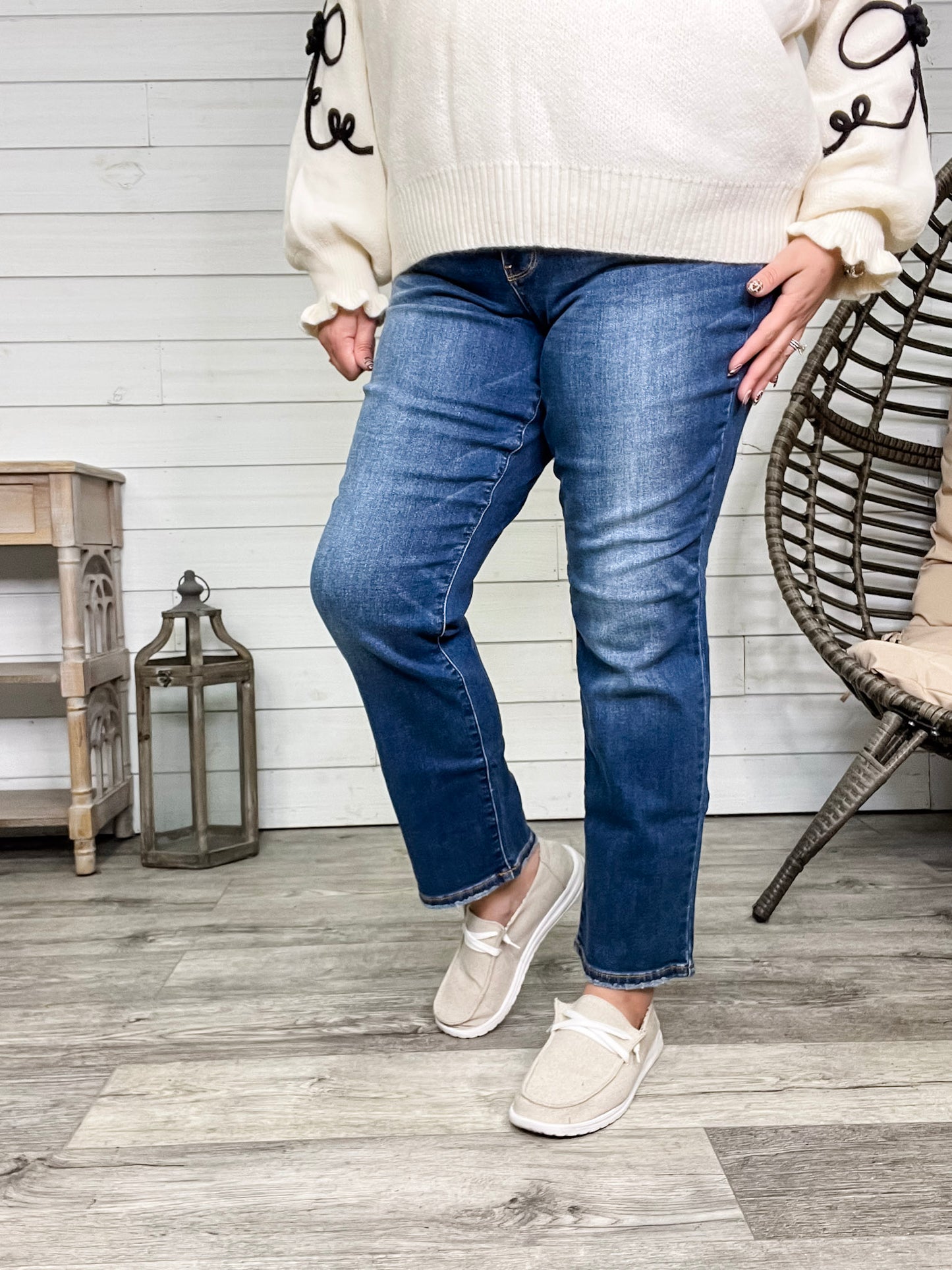 Judy Blue "Carrot Nose" Thermal Straight Leg Jeans